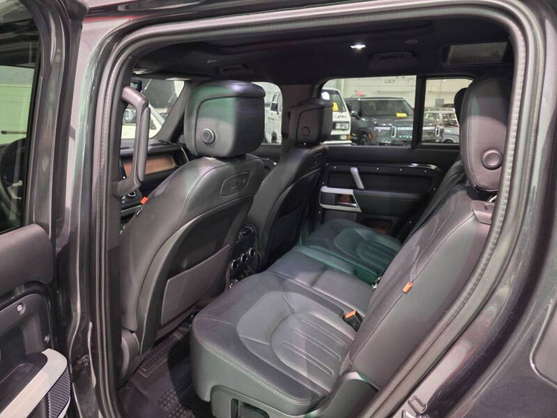 2022 Land Rover Defender 110 X-Dynamic HSE