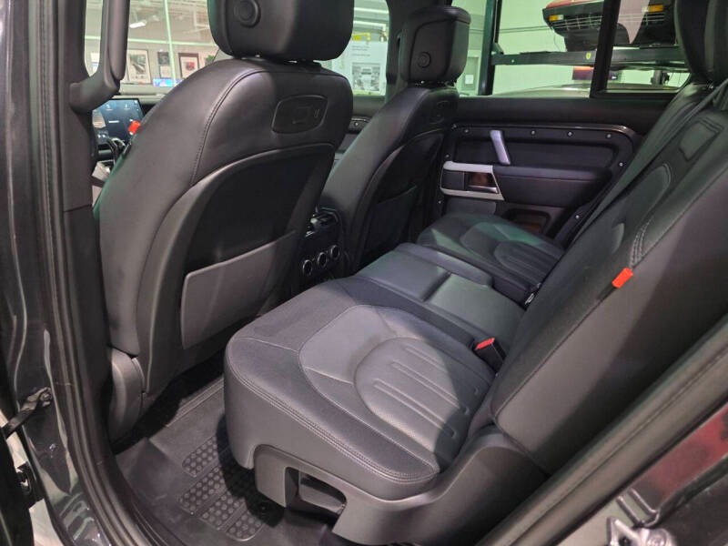 2022 Land Rover Defender 110 X-Dynamic HSE