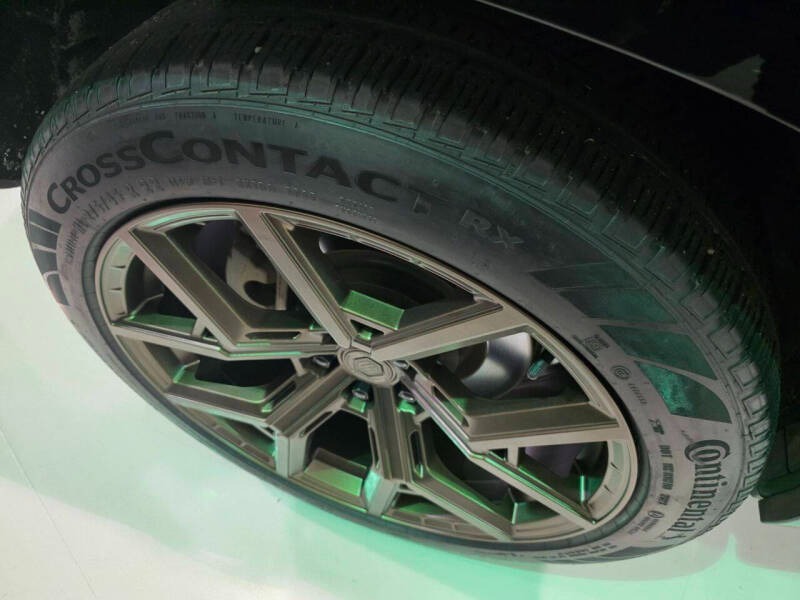 2022 Land Rover Defender 110 X-Dynamic HSE