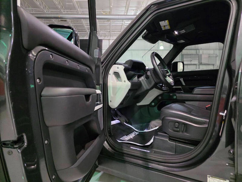 2022 Land Rover Defender 110 X-Dynamic HSE