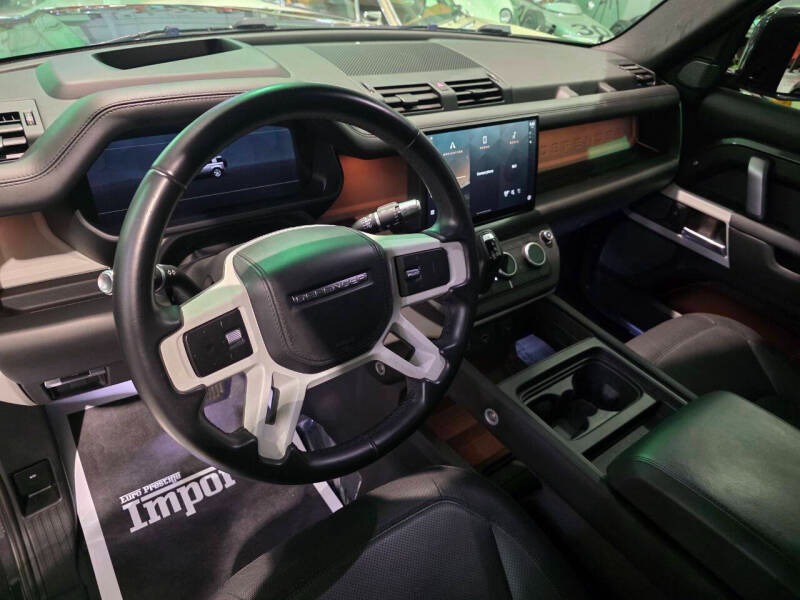 2022 Land Rover Defender 110 X-Dynamic HSE