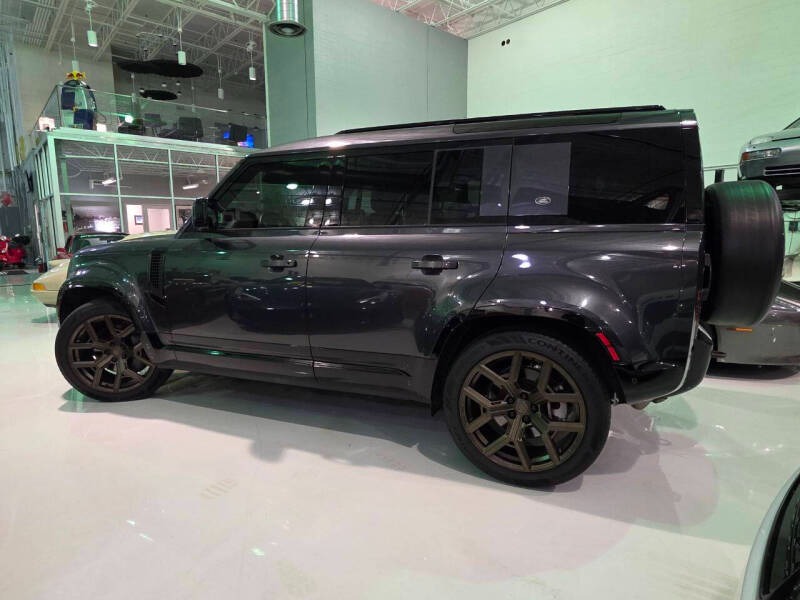 2022 Land Rover Defender 110 X-Dynamic HSE - 2