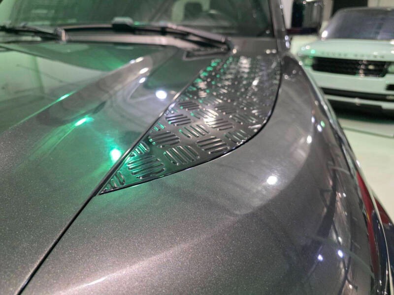 2022 Land Rover Defender 110 X-Dynamic HSE - 4