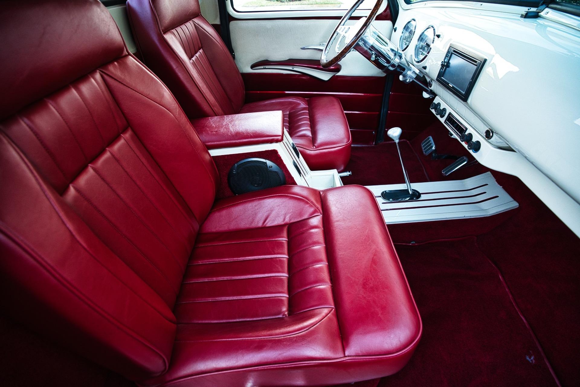 Custom 1950 Chevrolet 3100 - 4