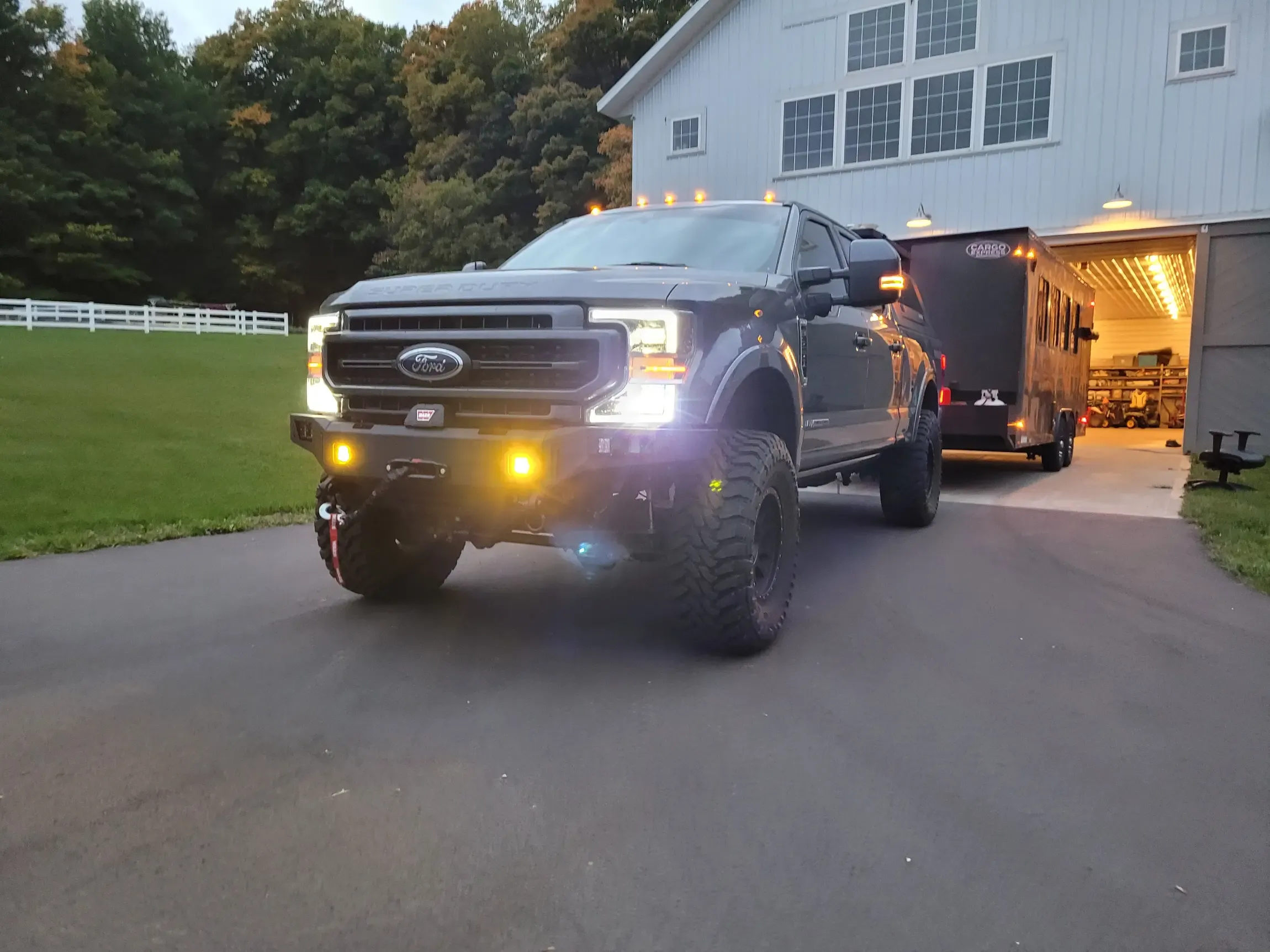 Modified 2022 Ford F-250 Super Duty Lariat - 3