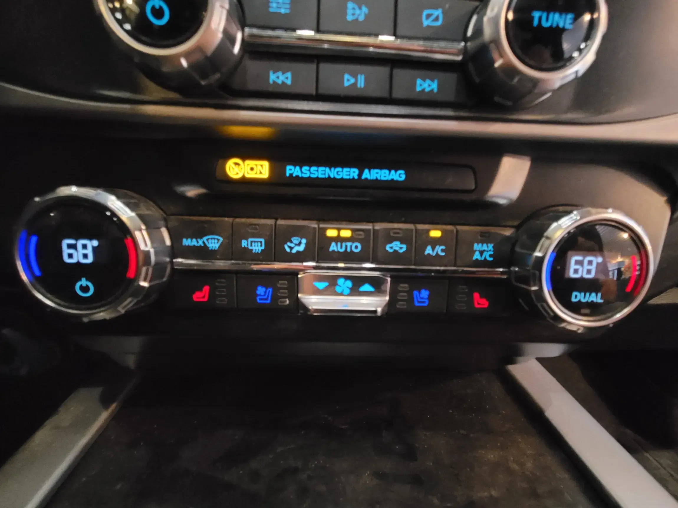 Modified 2022 Ford F-250 Super Duty Lariat