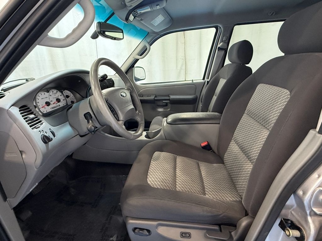 2003 Ford Explorer Sport Trac