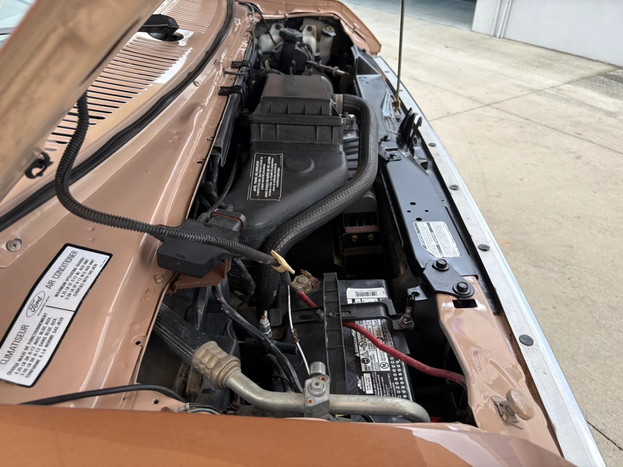 1987 Ford Econoline Conversion Van E-150