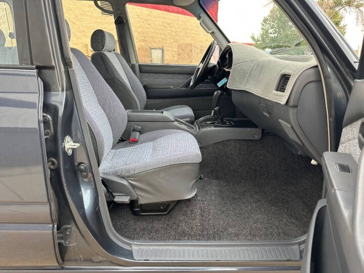 Modified 1991 Toyota Land Cruiser