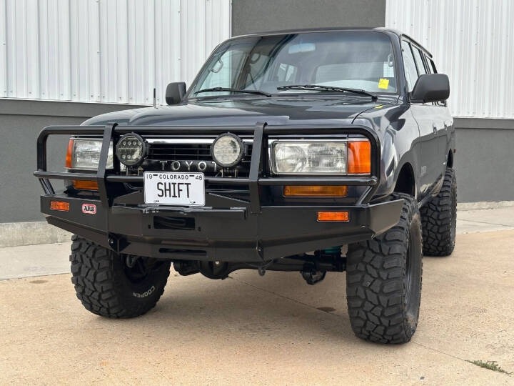 Modified 1991 Toyota Land Cruiser - 2