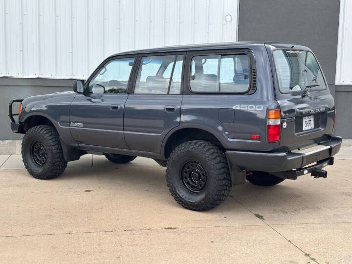 Modified 1991 Toyota Land Cruiser