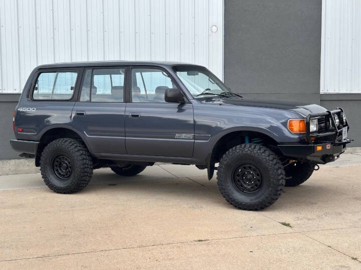 Modified 1991 Toyota Land Cruiser