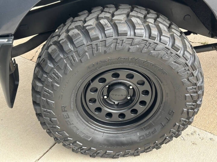 Modified 1991 Toyota Land Cruiser