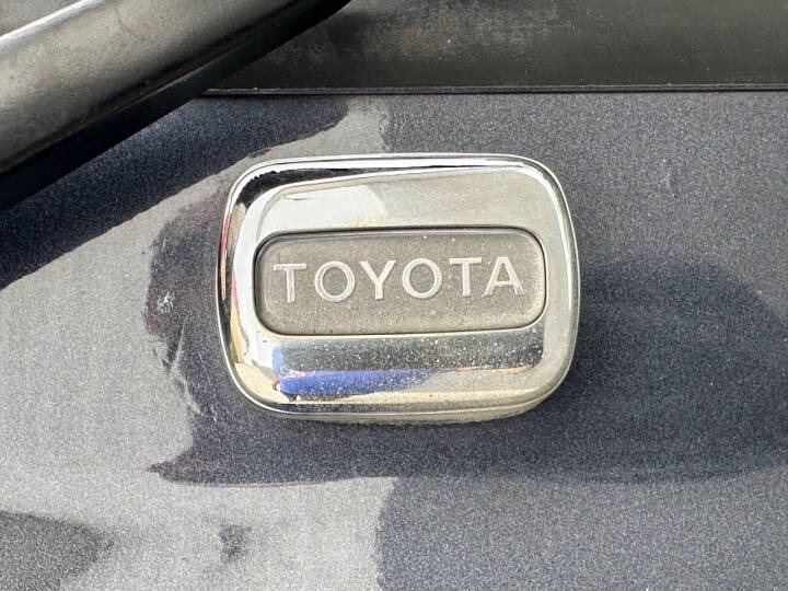 Modified 1991 Toyota Land Cruiser