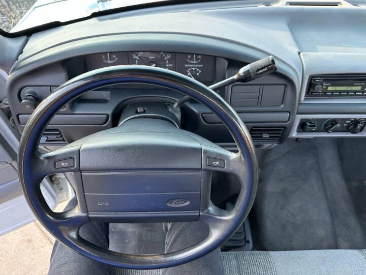 1996 Ford F-150 XLT