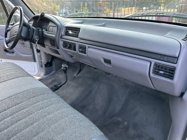 1996 Ford F-150 XLT