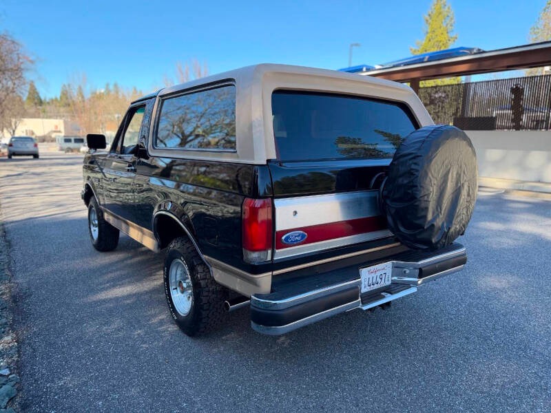 1991 Ford Bronco Eddie Bauer Edition - 5
