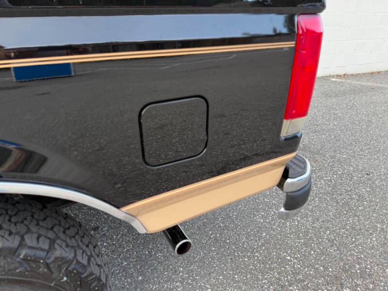 1991 Ford Bronco Eddie Bauer Edition