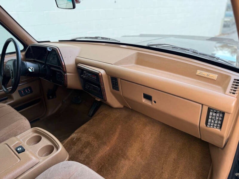 1991 Ford Bronco Eddie Bauer Edition