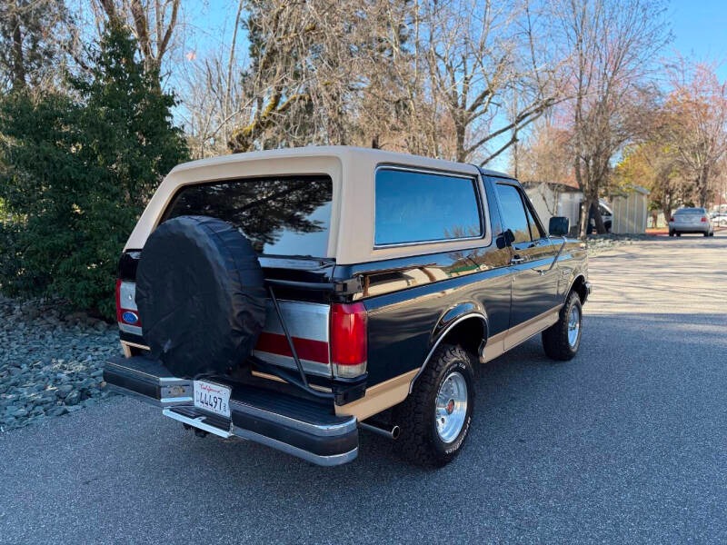 1991 Ford Bronco Eddie Bauer Edition - 3