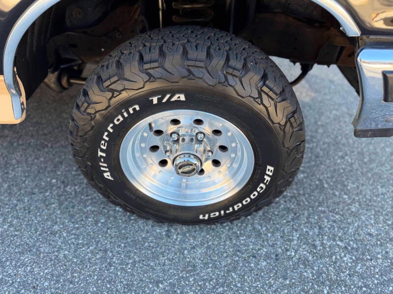 1991 Ford Bronco Eddie Bauer Edition