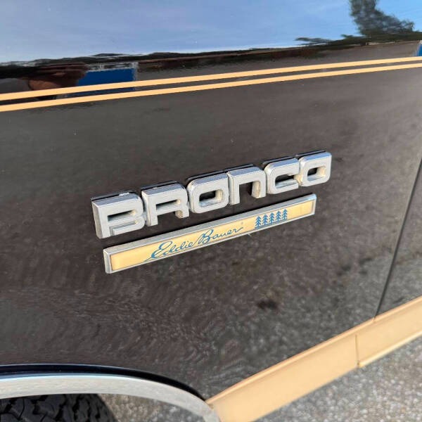 1991 Ford Bronco Eddie Bauer Edition