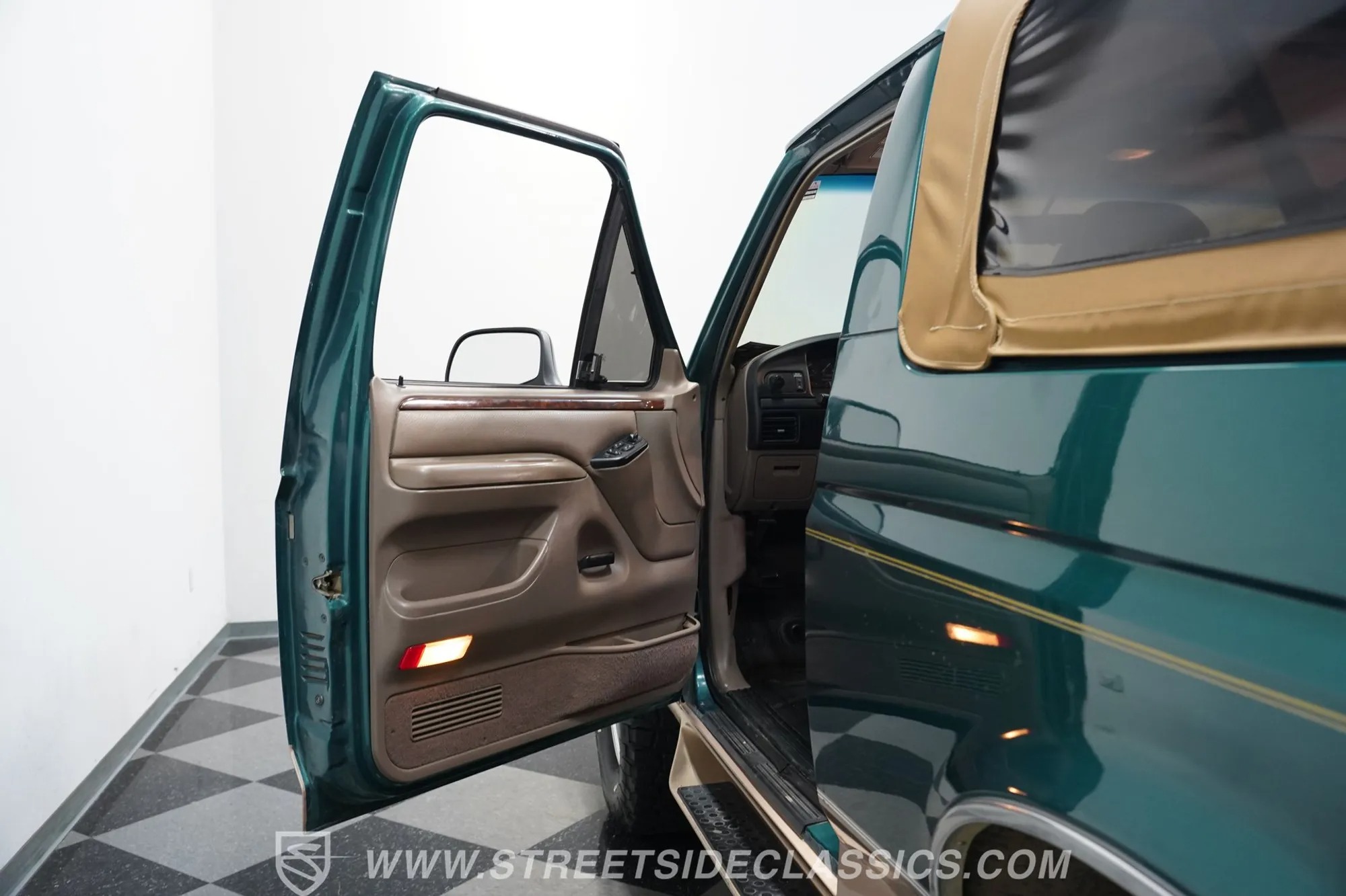 1996 Ford Bronco Eddie Bauer