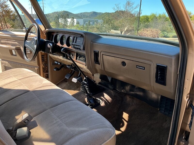 1991 Dodge RAM W350 SE