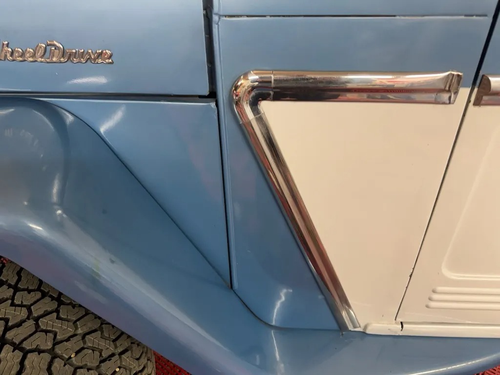 1962 Willys Jeep Pickup