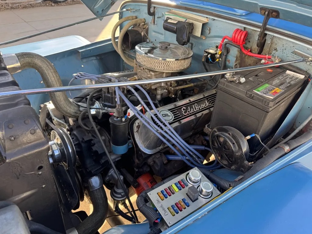 1962 Willys Jeep Pickup