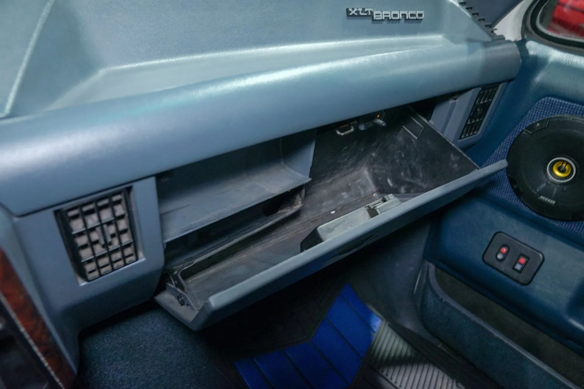 1991 Ford Bronco XLT