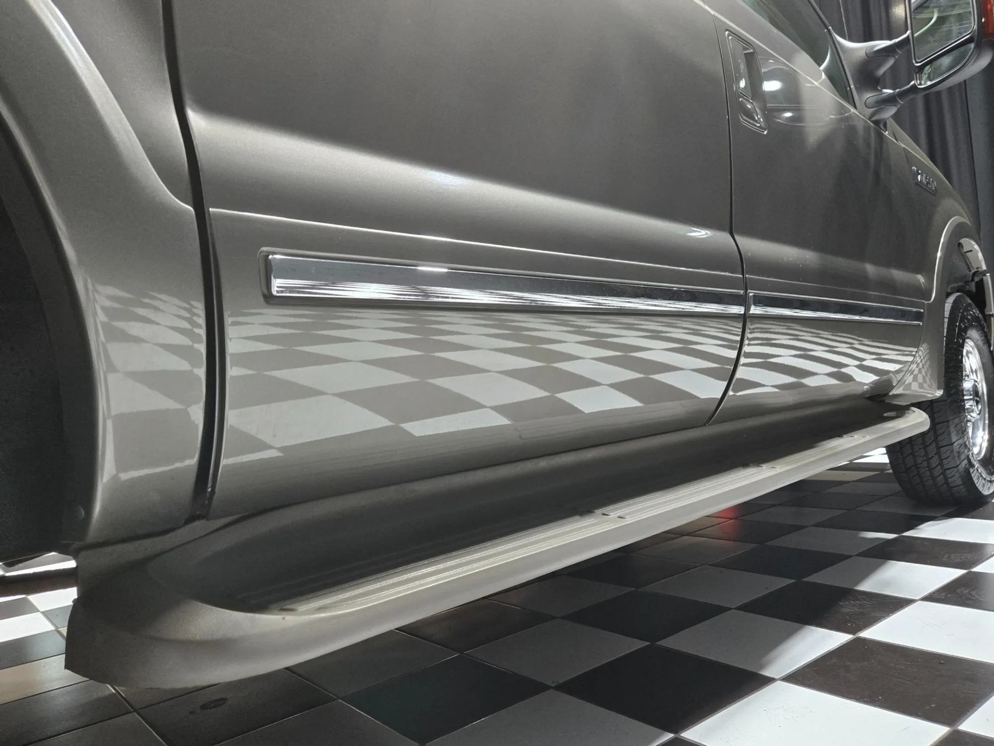 2005 Ford Excursion Limited