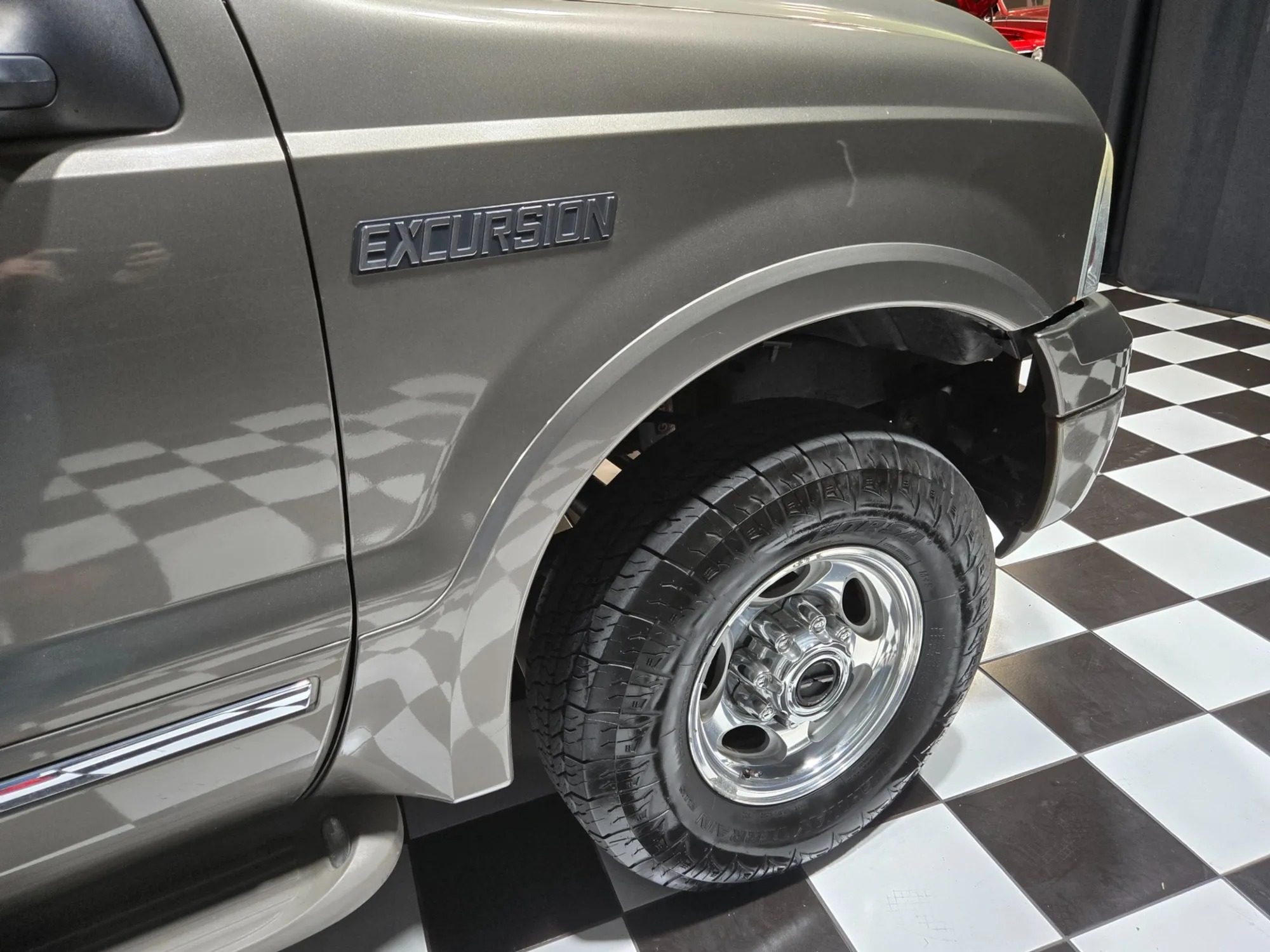 2005 Ford Excursion Limited