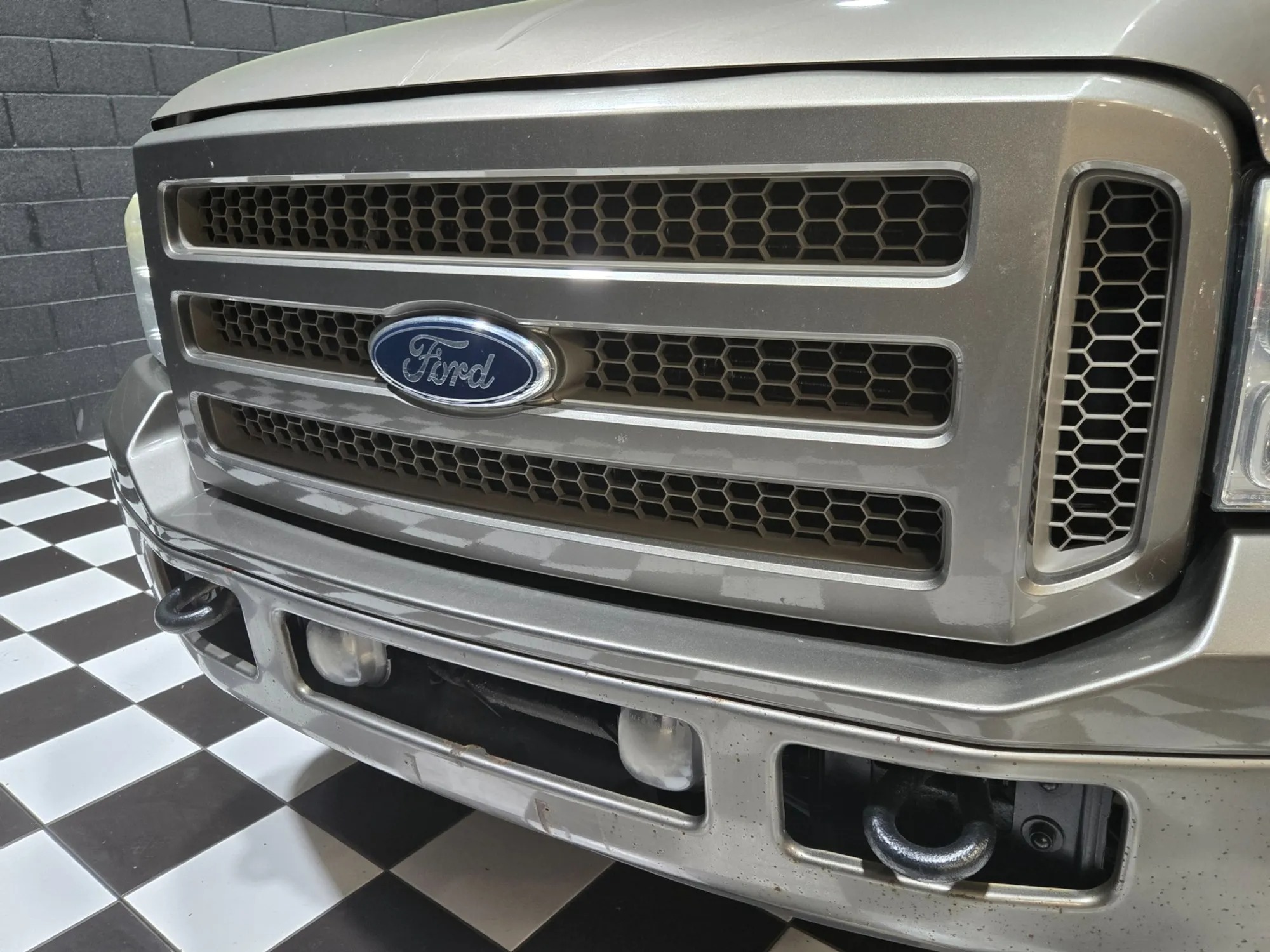 2005 Ford Excursion Limited