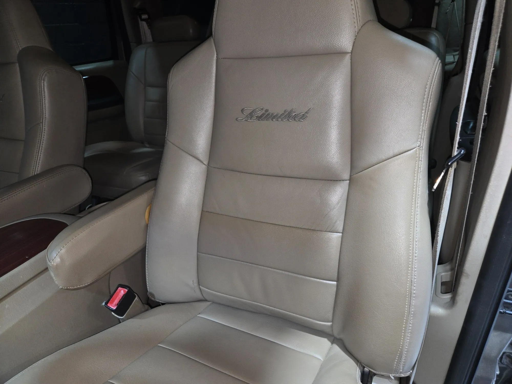 2005 Ford Excursion Limited