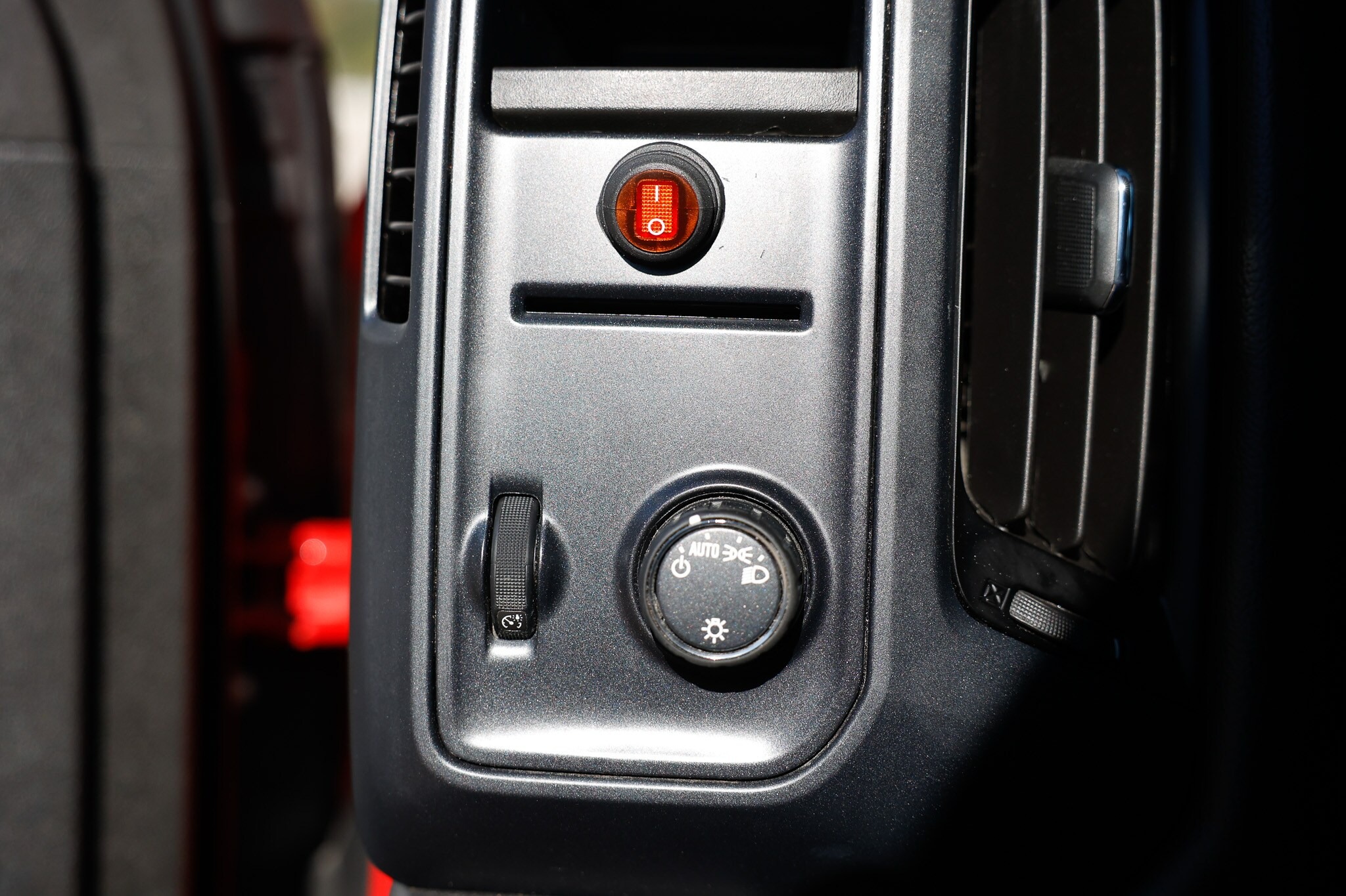 2019 Chevrolet Silverado 1500 LD Custom