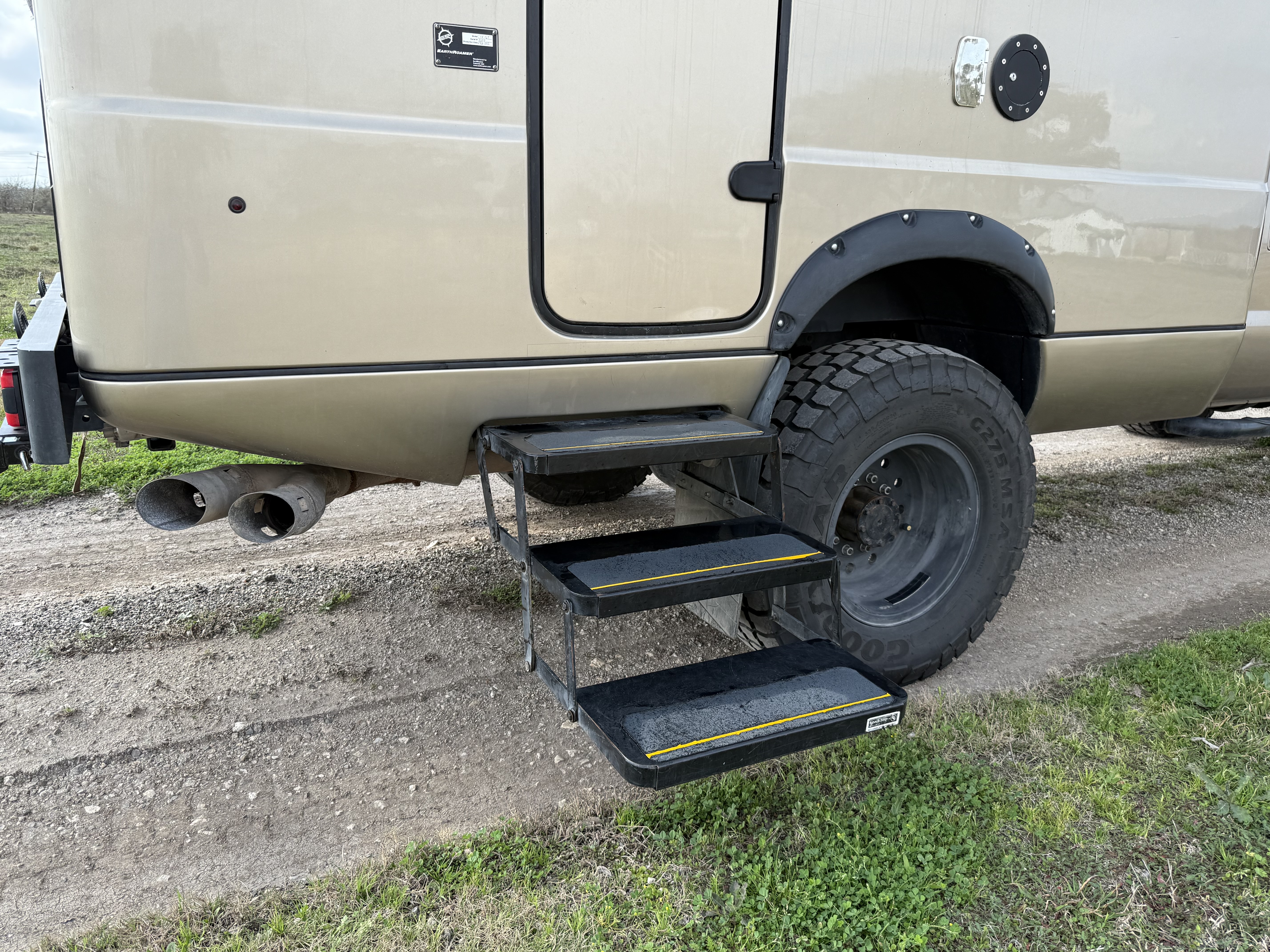 2011 EarthRoamer XV-LT 105