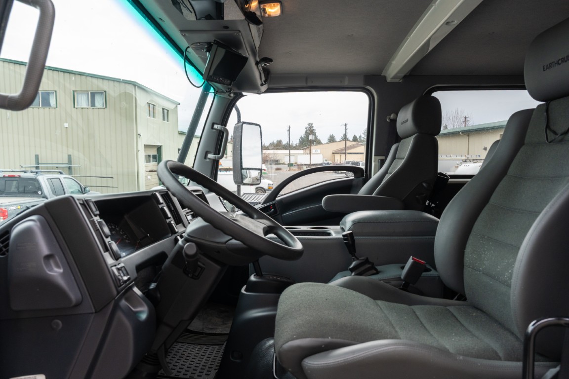 2024 EarthCruiser EXP