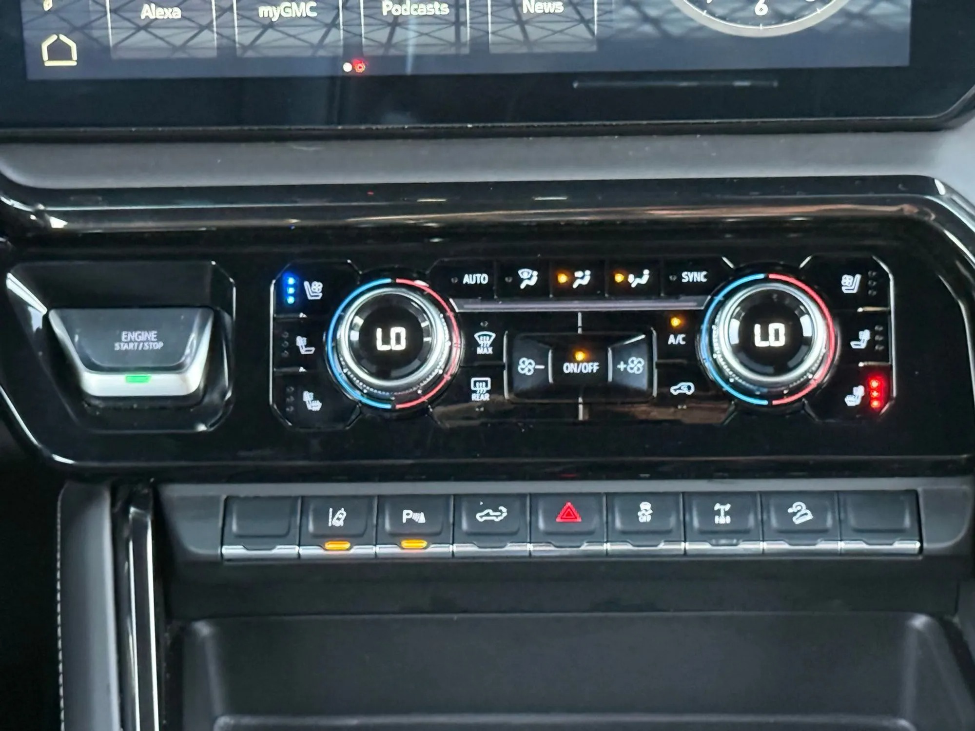 2024 GMC Sierra 2500HD AT4X