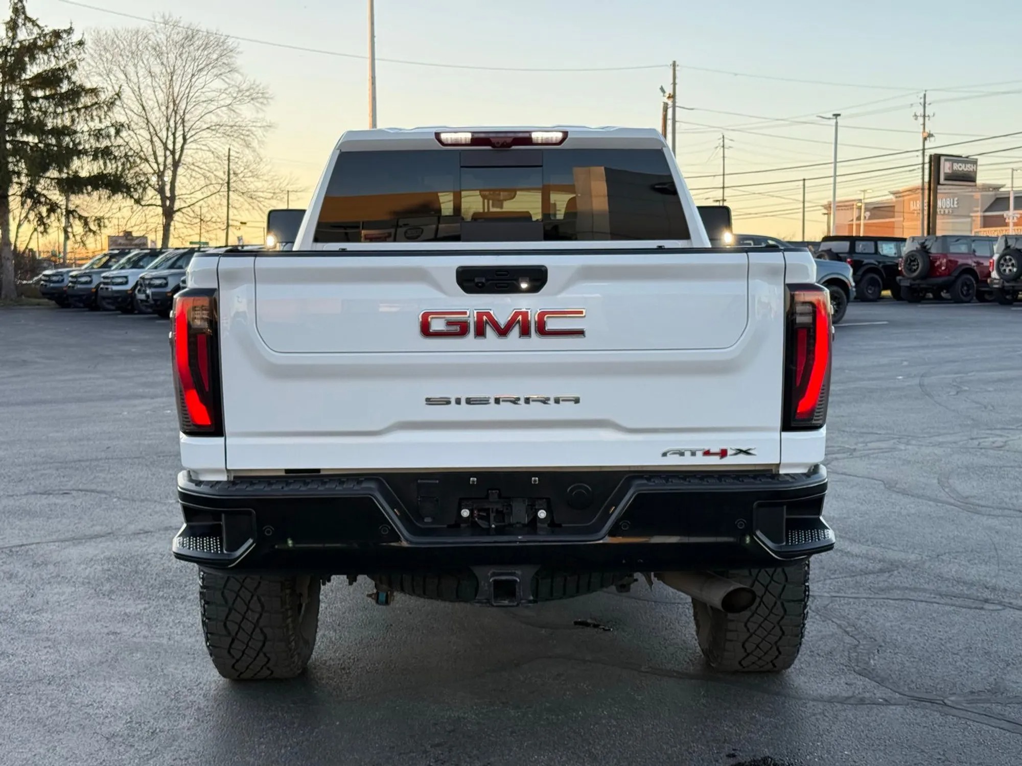 2024 GMC Sierra 2500HD AT4X - 2
