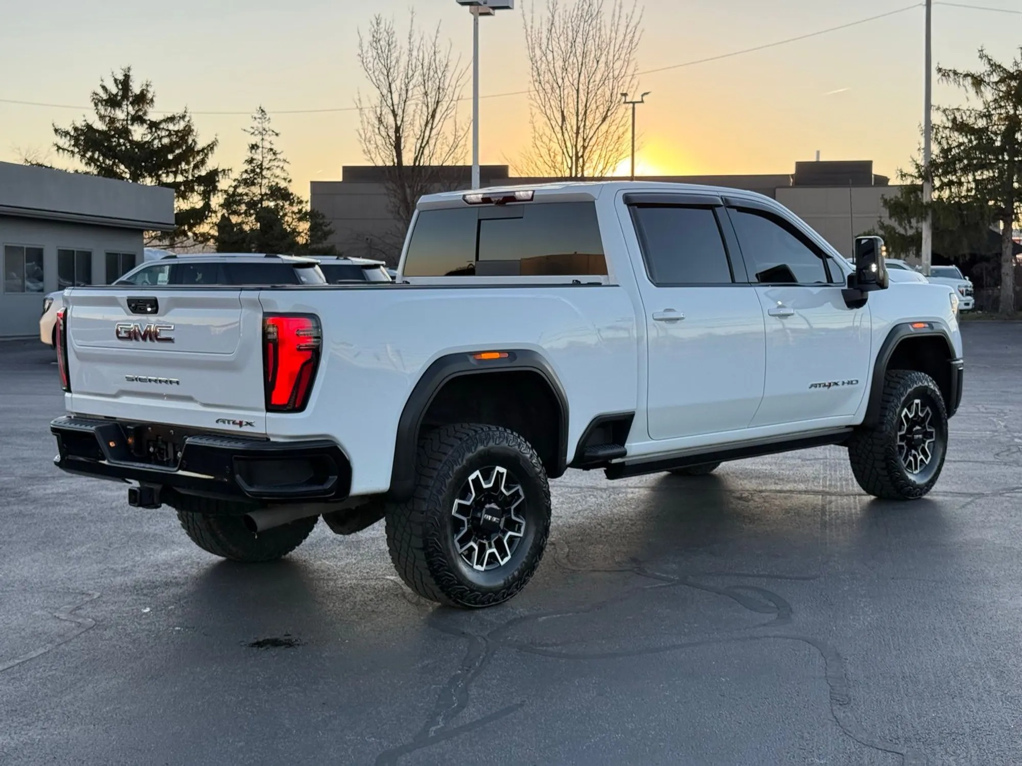 2024 GMC Sierra 2500HD AT4X - 3