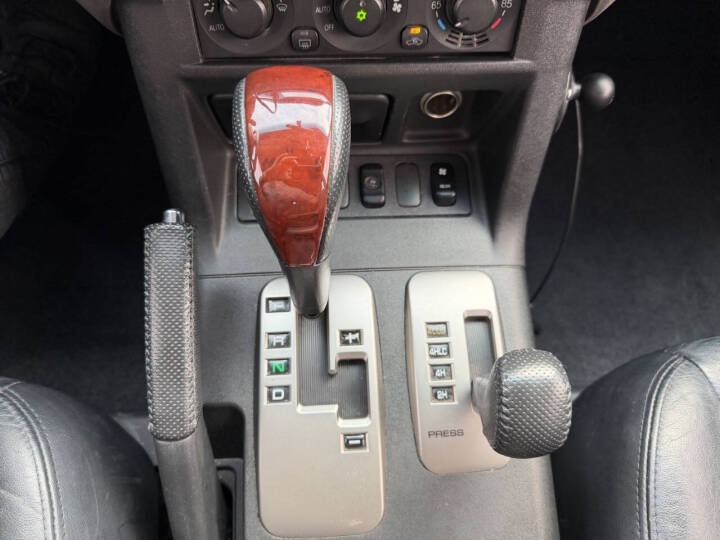 2006 Mitsubishi Montero Limited