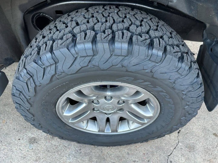 2002 Toyota Sequoia Limited