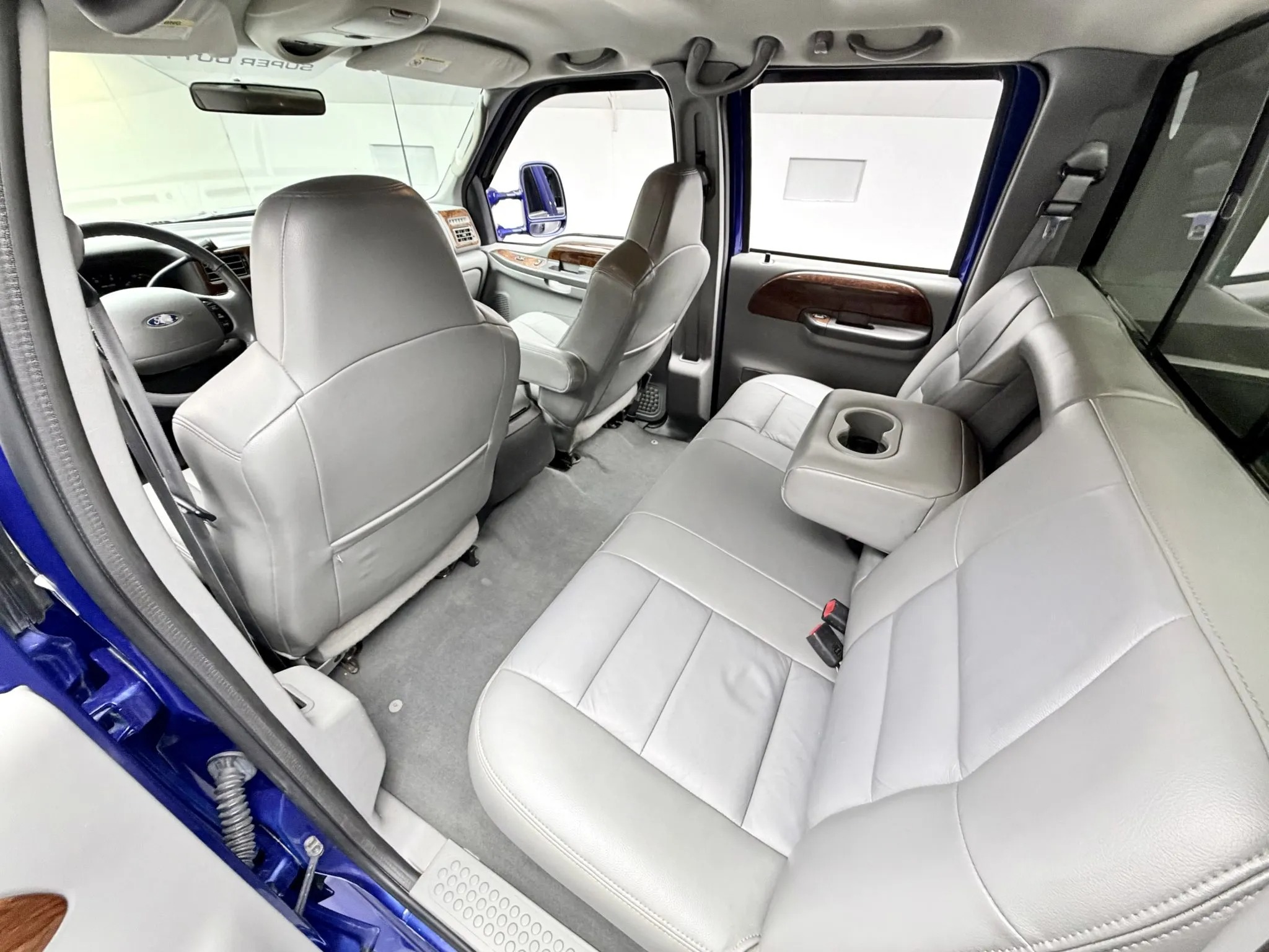 2003 Ford F-550 Fontaine Classic Traveler