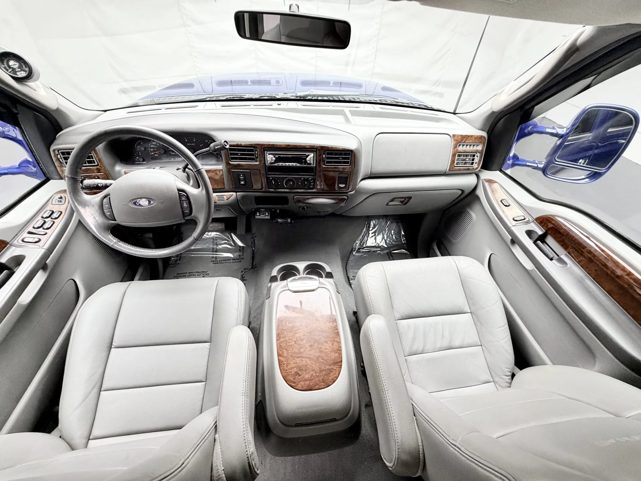 2003 Ford F-550 Fontaine Classic Traveler