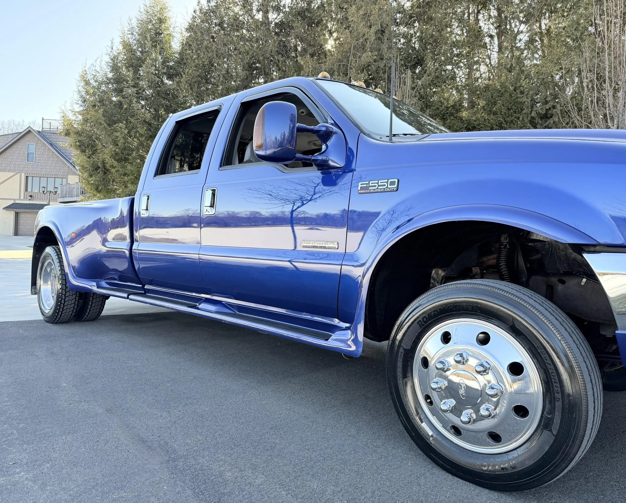 2003 Ford F-550 Fontaine Classic Traveler