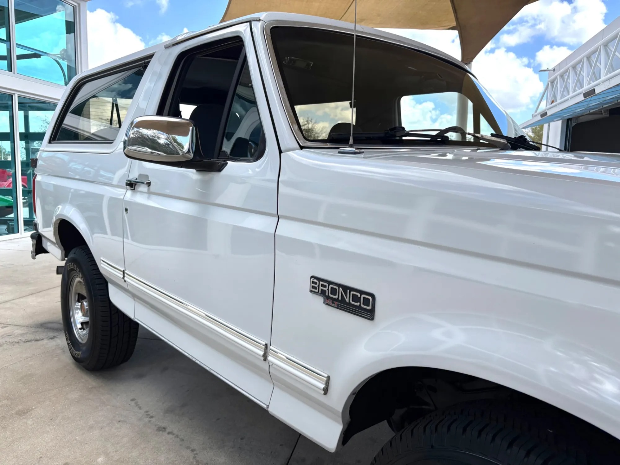 1993 Ford Bronco XLT