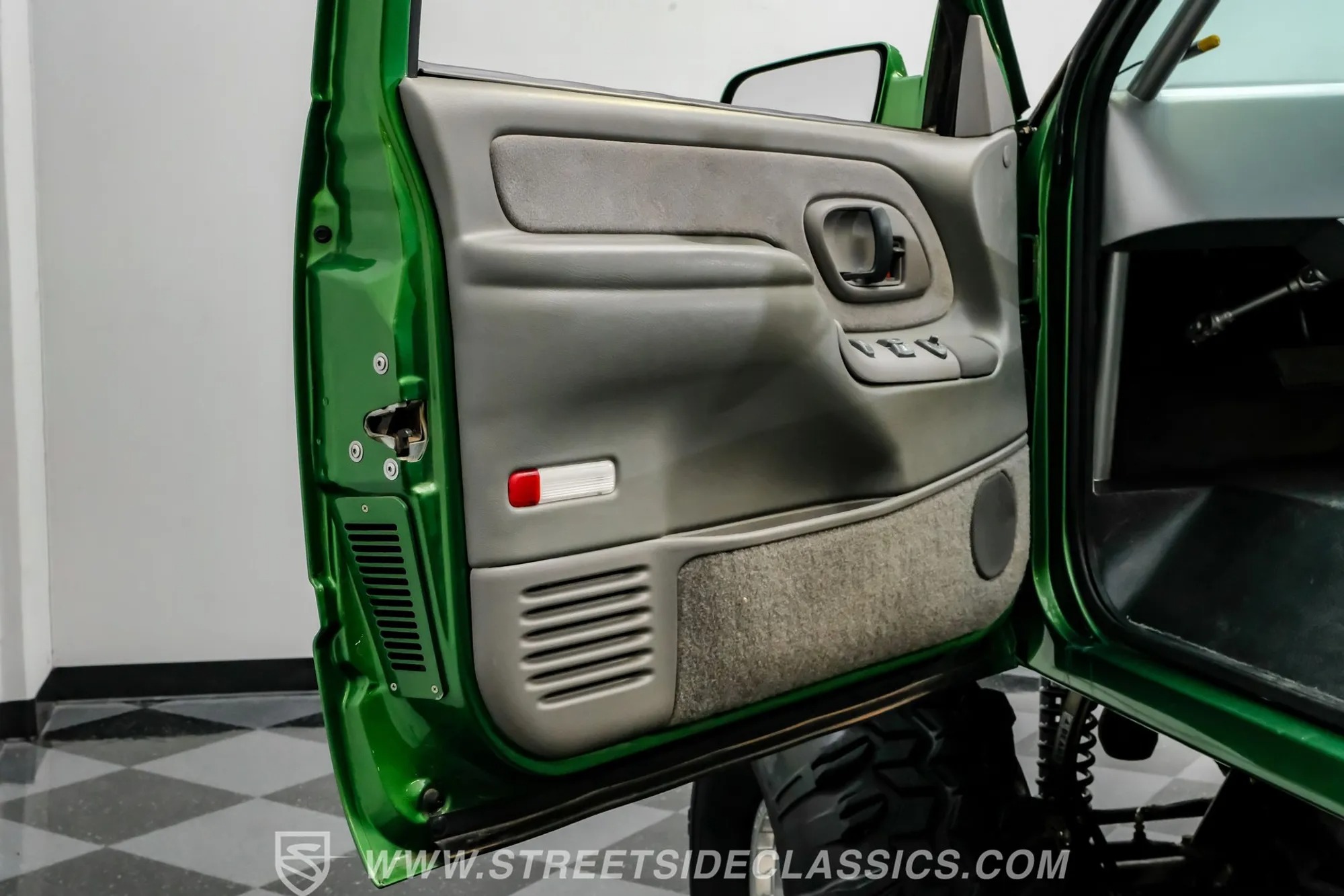 1988 Chevrolet C1500 Custom Monster Truck