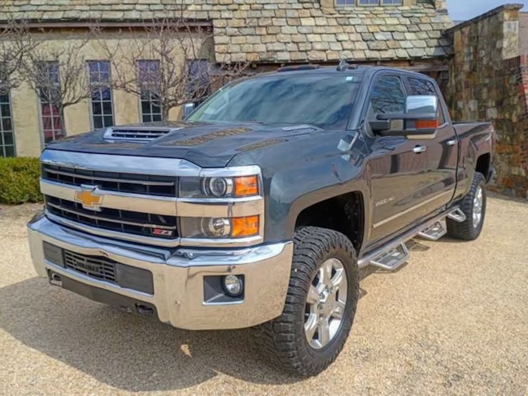 2019 Chevrolet Silverado 2500HD LTZ - 4