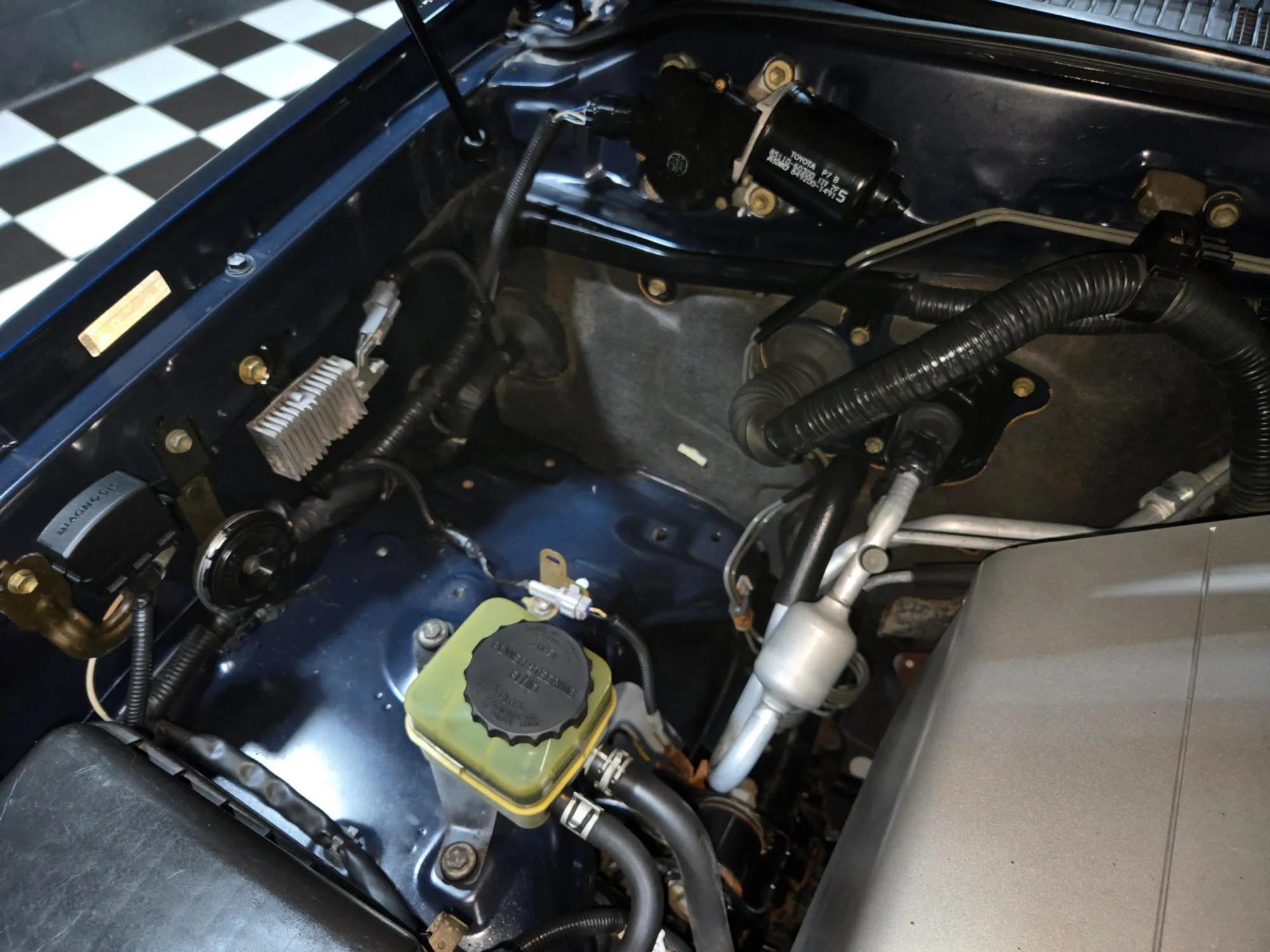 2004 Toyota Land Cruiser